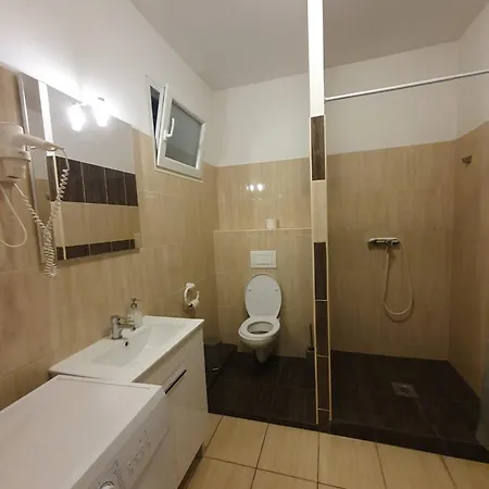 Luther * בודפשט